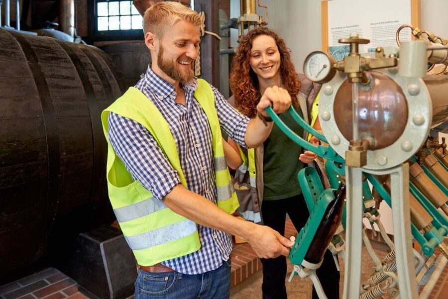 Bremen: 3-Hour Beck's Brewery Tour - Two 10-minute films in the brewery cinema