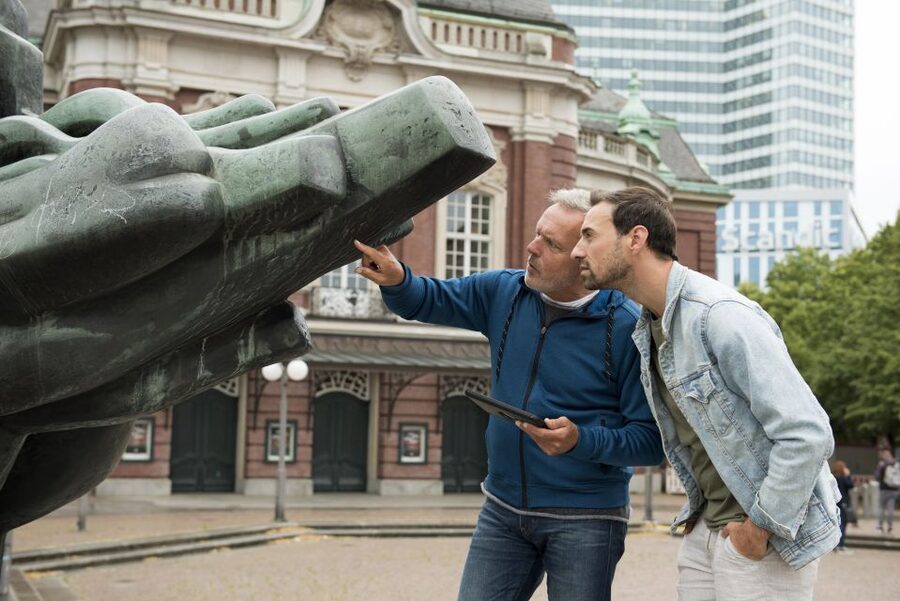Bremen: Outdoor Escape Game in the Old Town - The Old Town clues reward close attention