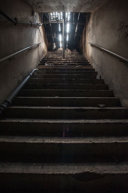 Bremen: Underground Guided Tour - Unterwelten 2 follows Bremen’s hidden supply system