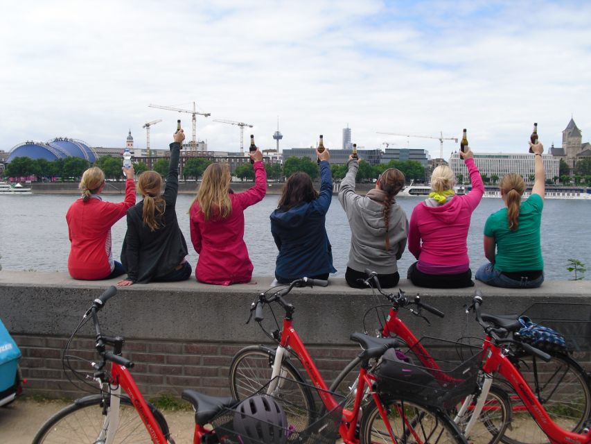 Cologne: 3-Hour Guided Bike Tour - What the three-hour pace feels like