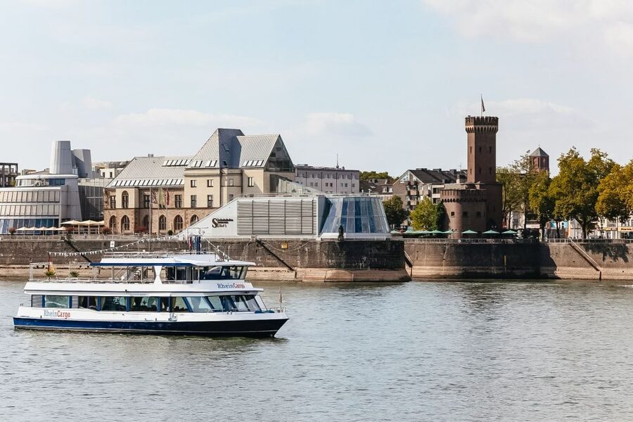 Cologne: 3-Hour Harbor Tour Cruise - Accessibility and comfort on board