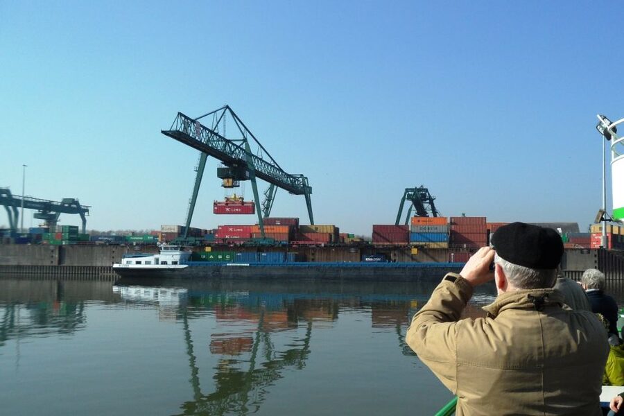 Cologne: 3-Hour Harbor Tour Cruise - Rheinau Harbor: history with a city-center setting