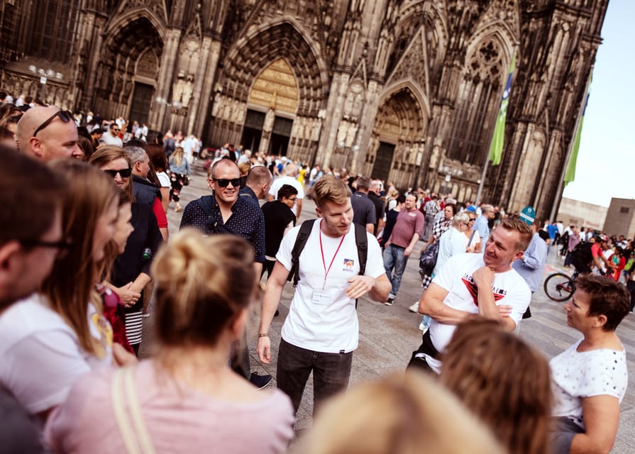 Cologne: Brewery Tour with 3 Kölsch Beer Tastings - The social side of the tour
