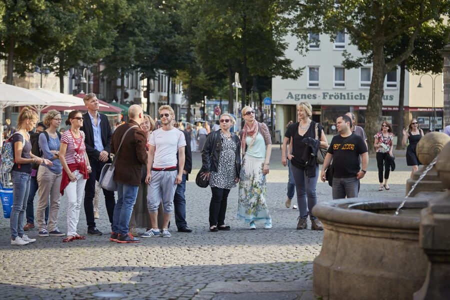 Cologne: Guided Highlights Tour with a Local - Key points at a glance