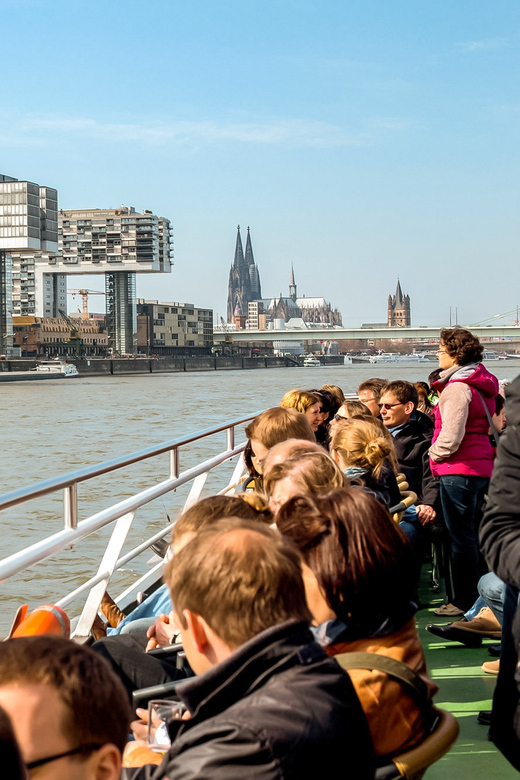 Cologne: Panoramic City Cruise - The first views: Cologne Cathedral and Old Town