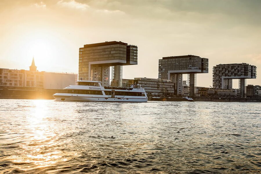Cologne: Panoramic City Cruise - Choosing your departure time