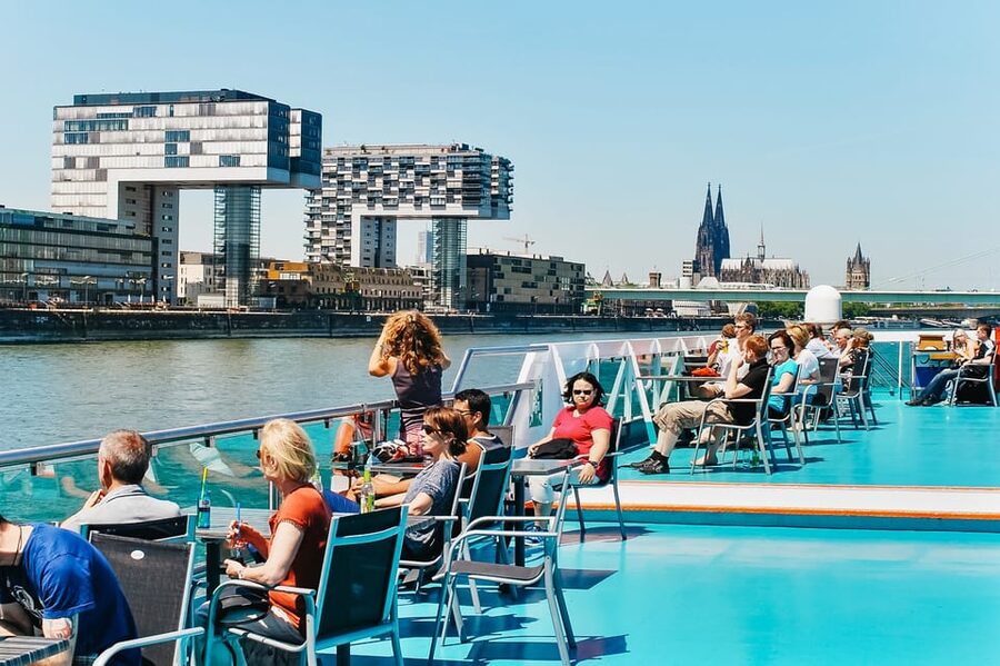 Cologne: Panoramic City Cruise - Is the commentary enough for a history lesson?