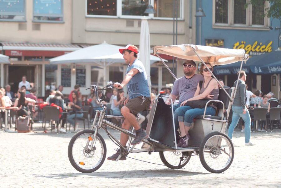 Cologne: Private Rickshaw Tour - Farina perfume and the origin of Eau de Cologne