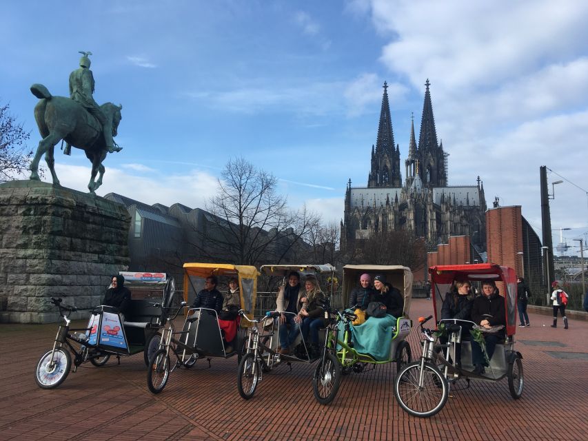 Cologne: Private Rickshaw Tour - Hohenzollern Bridge and Rhine views
