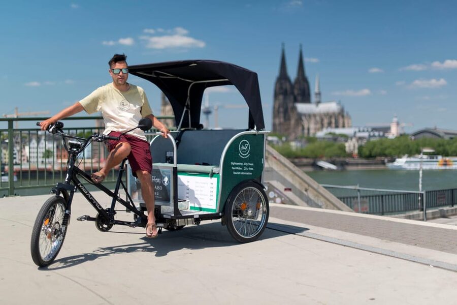 Cologne: Private Rickshaw Tour - Starting near Cologne Cathedral