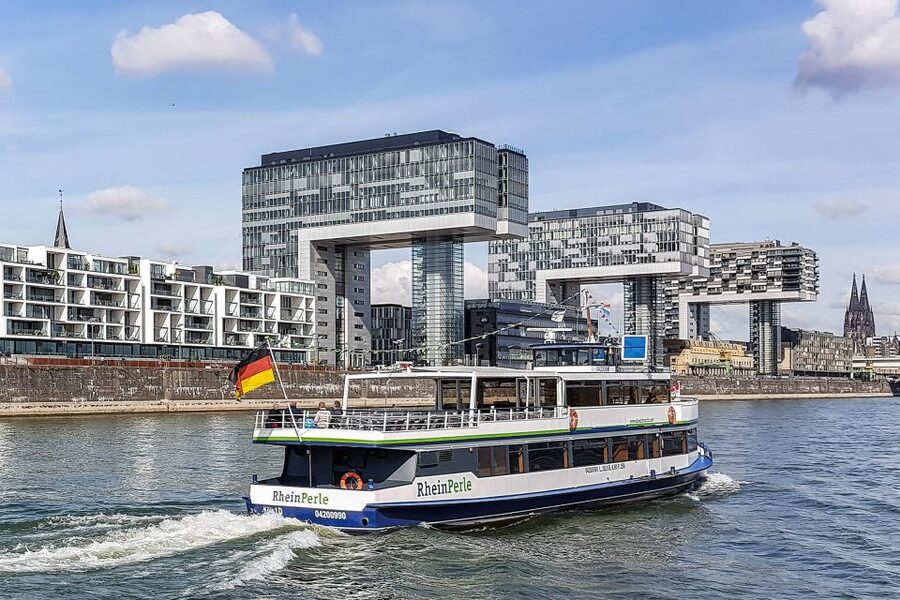 Cologne: Top Sights Rhine River Cruise - Skyline Tour - North Again Toward the Zoobrücke