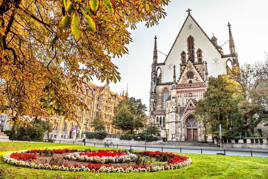 Combo Tour in Leipzig: Guided City Tour & City Sightseeing - Weather, comfort, and the pace of the day