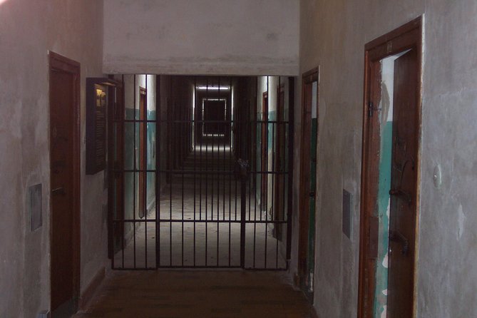 Dachau Concentration Camp Memorial Tour with Train from Munich - Why Dachau needs a guided visit