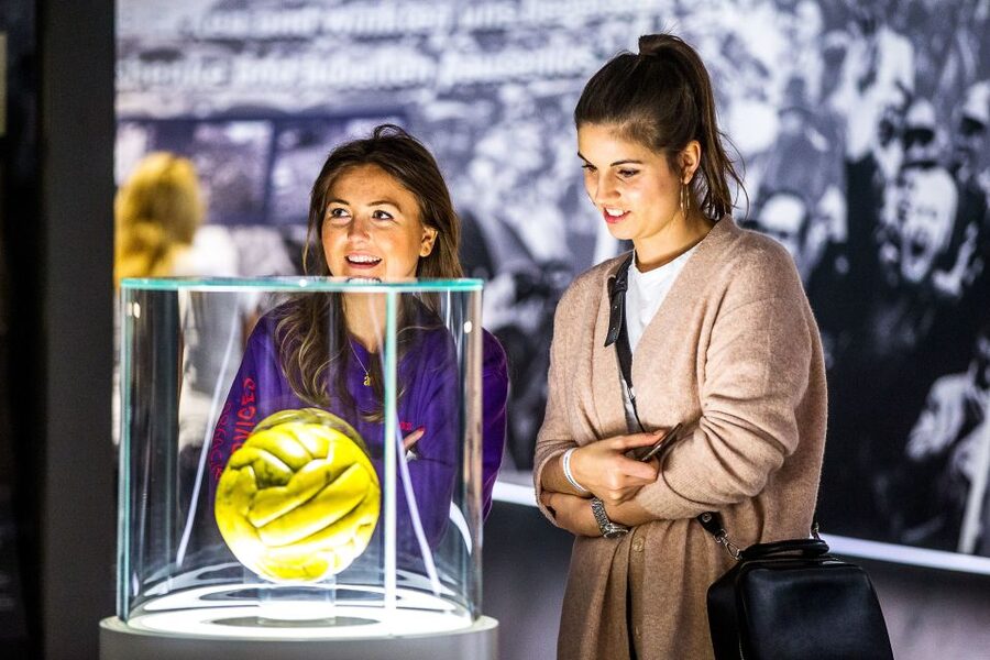 Dortmund: German Football Museum - Meeting the 2014 world champions in 3D