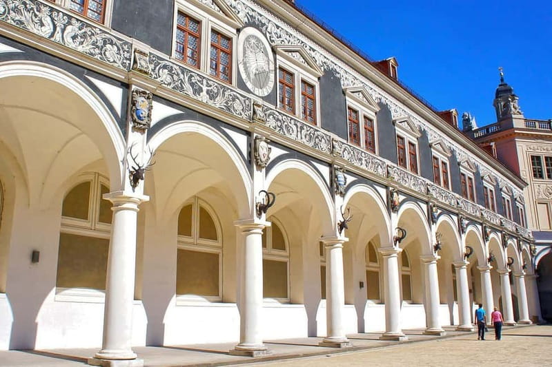 Dresden: City & Semperoper Guided Walking Tour - Zwinger: courtyards, gardens, and Augustus the Strong