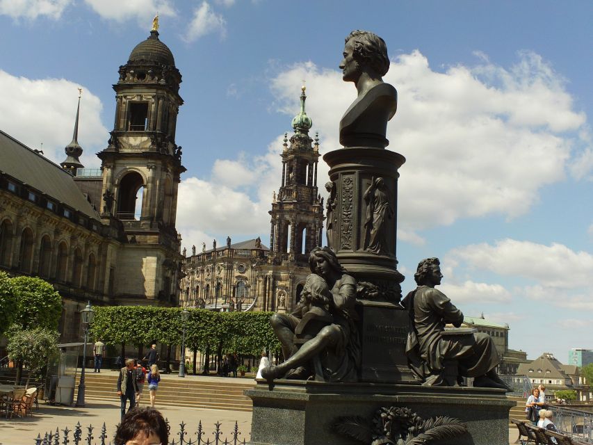Dresden: Complete Walking Tour with Frauenkirche Visit - Schlossplatz and the Catholic Hofkirche