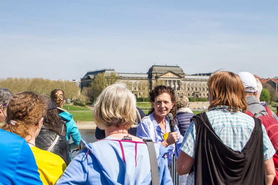 Dresden: Complete Walking Tour with Frauenkirche Visit - Brühl’s Terrace and the Elbe view