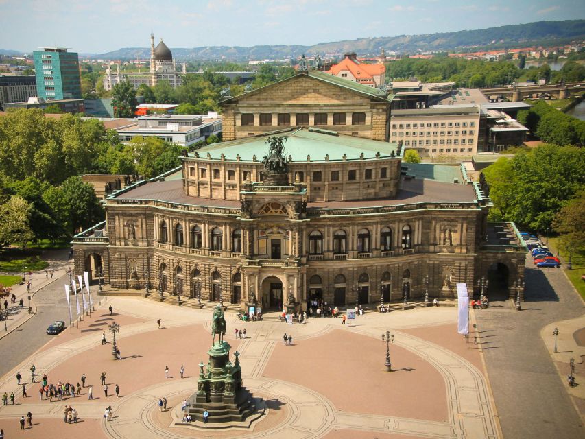 Dresden: Guided City Walk with a Cup of Coffee - Meeting at Neumarkt and the Dresden Information office