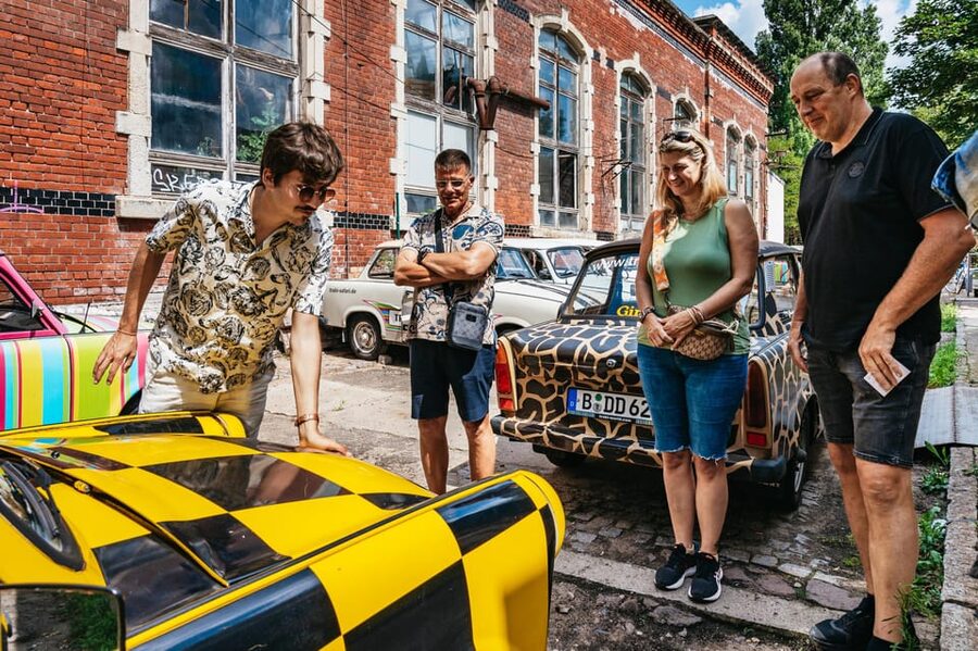 Dresden: Guided Sightseeing Tour in Classic Trabi Car - Why driving a Trabant changes the Dresden sightseeing experience