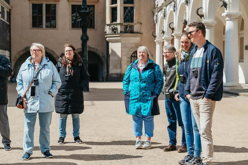 Dresden: Guided Walking Tour and Chocolate Museum Ticket - The most important timing tip