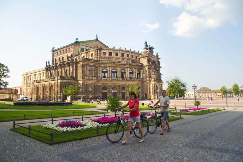 Dresden: Hop-On Hop-Off Sightseeing Bus Tickets - The Frauenkirche visit focuses on the exterior