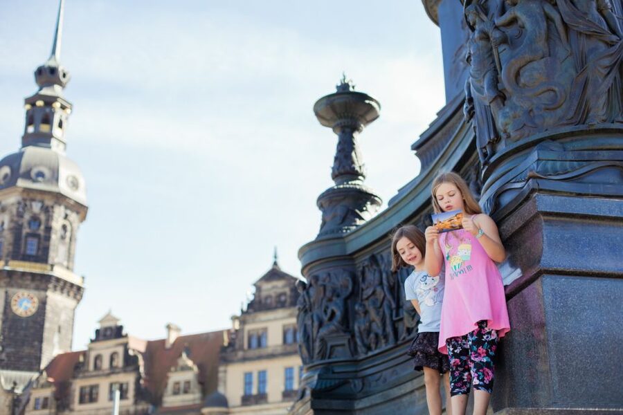 Dresden: Old Town Scavenger Hunt for Children - The New Jewish Synagogue and Dresden’s wider story