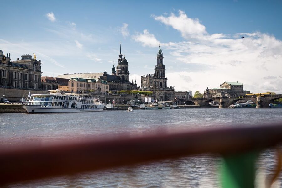 Dresden: River Sightseeing Boat Cruise - Starting Beneath Brühlsche Terrasse