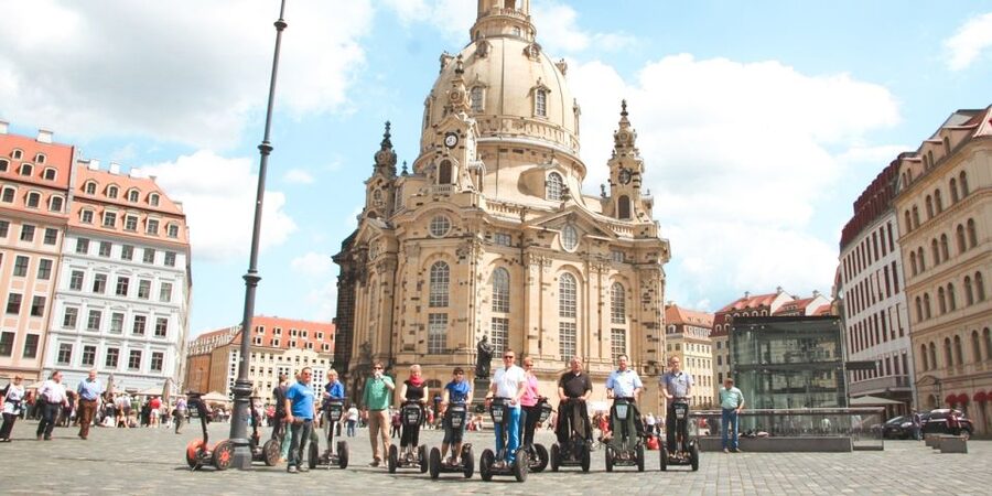 Dresden: Segway Tour Along the Elbe and Old Town - Learning to ride at Königsufer