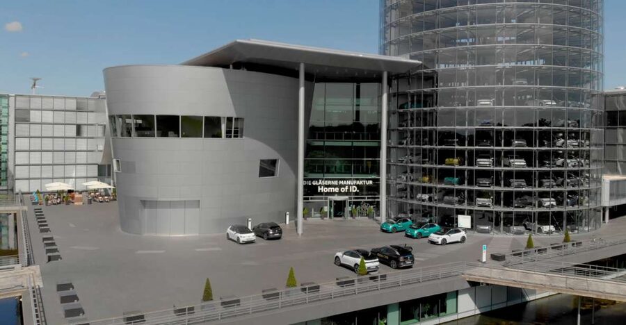 Dresden: Tour of VW's Transparent Factory - What happens during the 45-minute factory visit