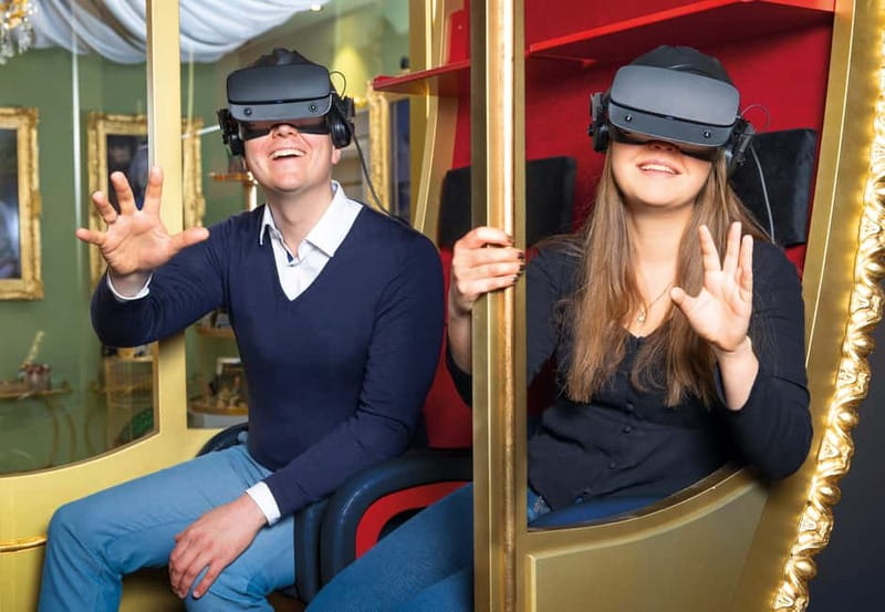 Dresden: Virtual Reality Time Travel Experience Ticket - The Juggler’s Stage shows Dresden below the court