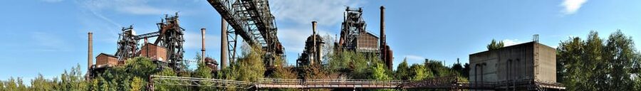 Duisburg Landscape Park GPS treasure hunt in old ironworks - Starting at the visitor center