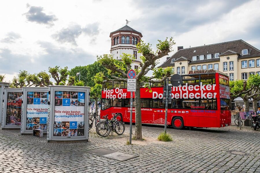 Düsseldorf: 24-Hour Hop-On Hop-Off Ticket - Starting at Königsallee, Düsseldorf’s polished shopping avenue
