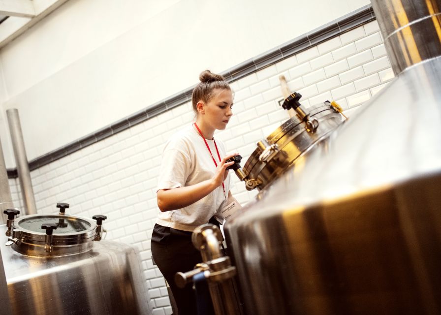 Düsseldorf: Brewery Tour with Alt Beer Tastings - Brasserie Kürzer brings a newer note