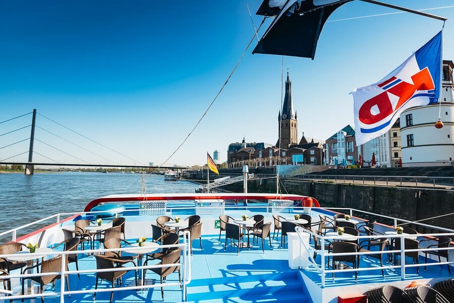 Düsseldorf: City Sightseeing Cruise on the Rhine - Commentary, sound, and what you will actually hear