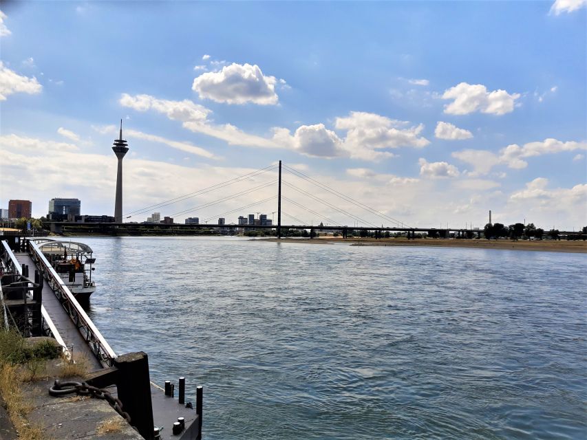 Dusseldorf: Old Town & Altbier Tour - Ratinger Straße and Düsseldorf after dark