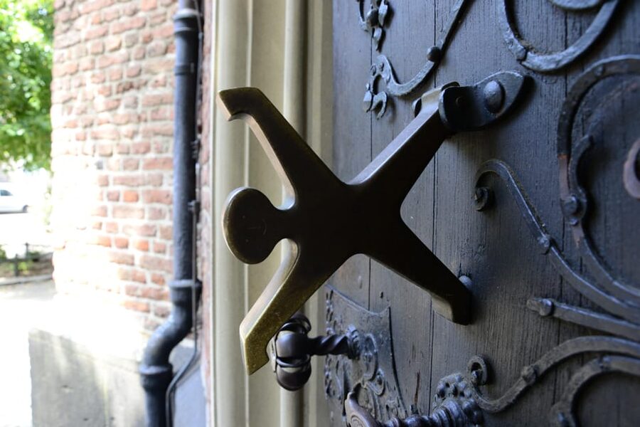 Düsseldorf: Tipping based - Old Town Walking Tour - What the ratings suggest about the guide experience