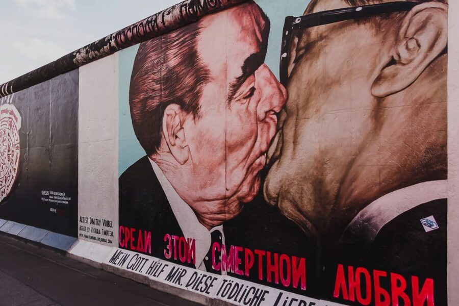 East Berlin and the Wall: Walking Tour - Bernauer Strasse, where the Wall cut through real lives