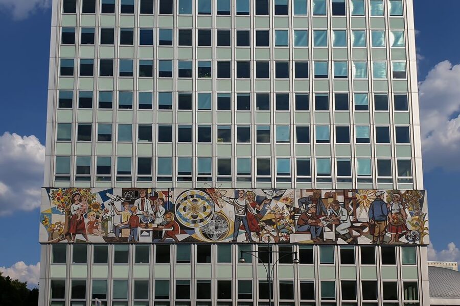 East Berlin and the Wall: Walking Tour - East Side Gallery and the Wall after 1989