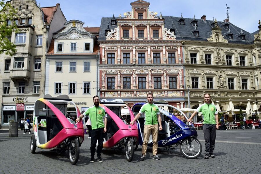 Erfurt: Private Guided Classic Old Town E-Rickshaw Tour - What the $77 price really buys you