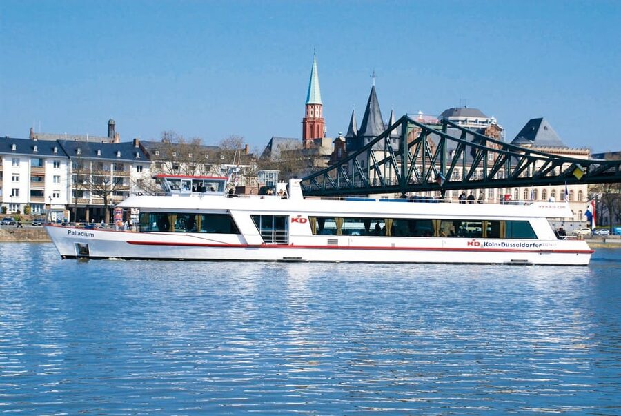 Frankfurt: 1-Hour Panorama Boat Cruise on the river Main - What the one-hour cruise is really like