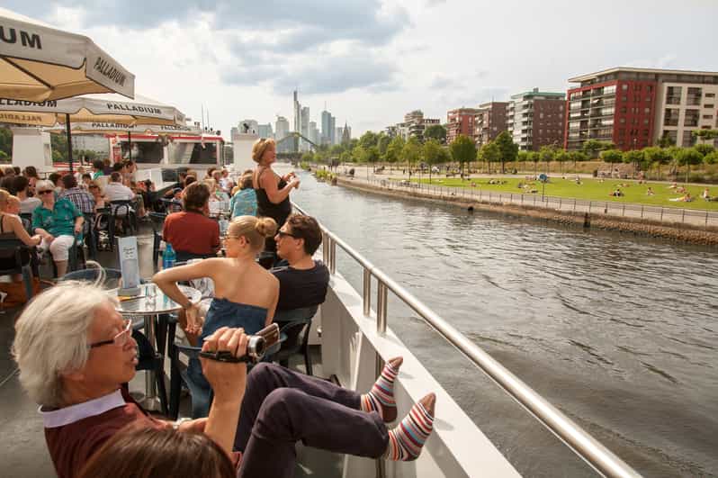 Frankfurt: 1-Hour Panorama Boat Cruise on the river Main - Starting at Mainkai near Eiserner Steg