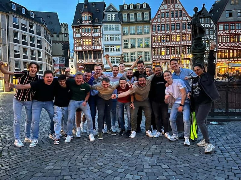 Frankfurt am Main: Night Pub Crawl Shots and Party - What the $25 price really covers