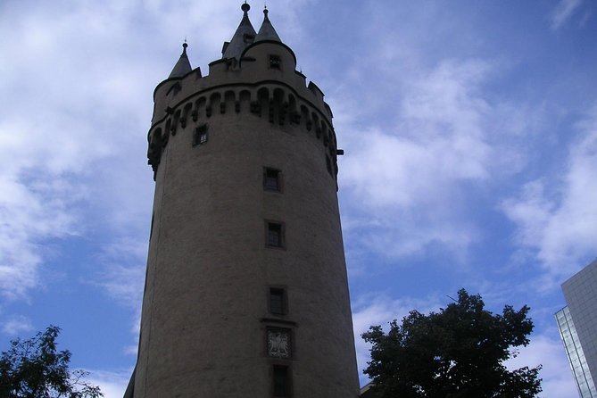 Frankfurt Highlights English Walking Tour - Old Nicholas Church and the coronation route