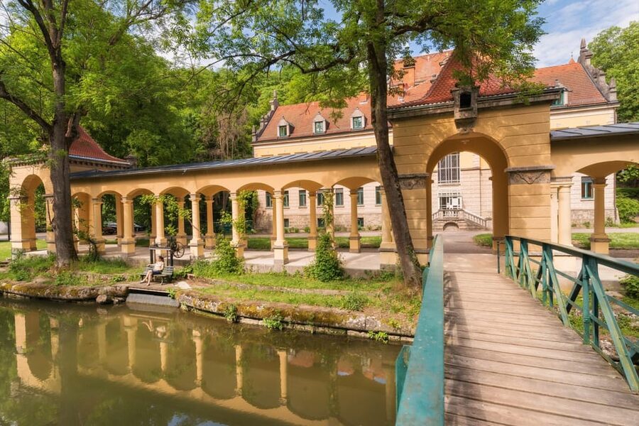 Frankfurt: Romantic Road & Rothenburg ob der Tauber Tour - Weikersheim Palace, a proper first stop
