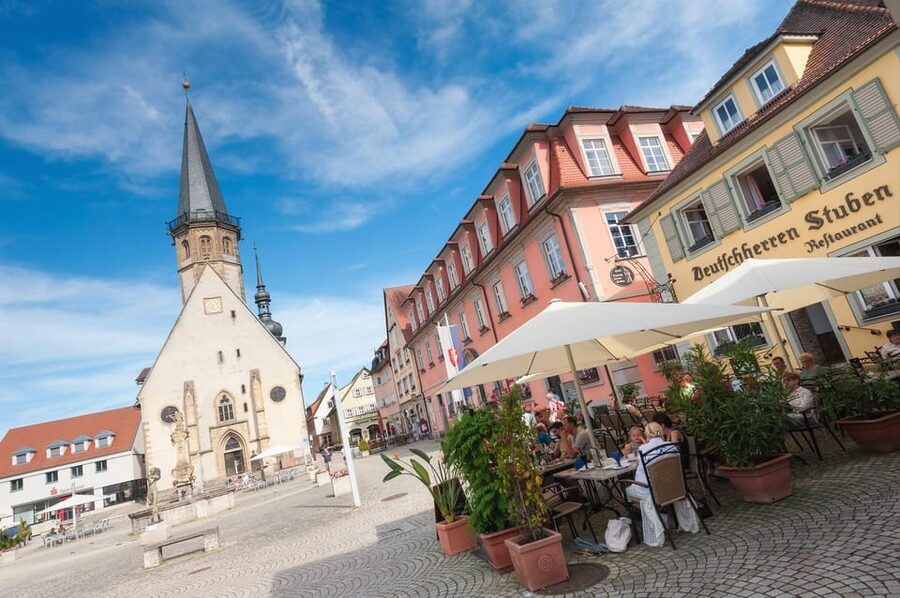 Frankfurt: Romantic Road & Rothenburg ob der Tauber Tour - Meeting the coach at Frankfurt’s ZOB