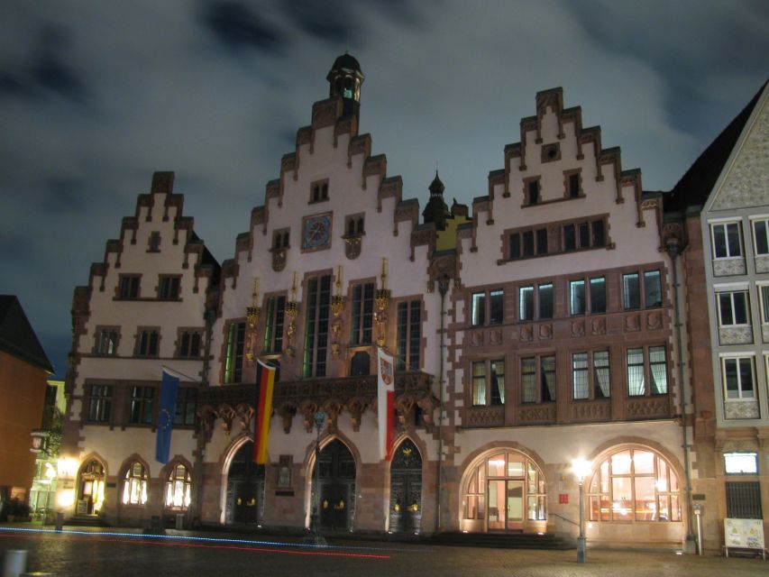 Frankfurt: Scary Sightseeing Tour with The Hangman - Along the Main, where punishment met the water