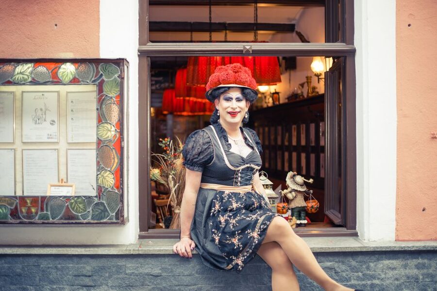 Freiburg: City Walking Tour with Drag Queen Betty BBQ - What makes Betty BBQ different from a standard city guide