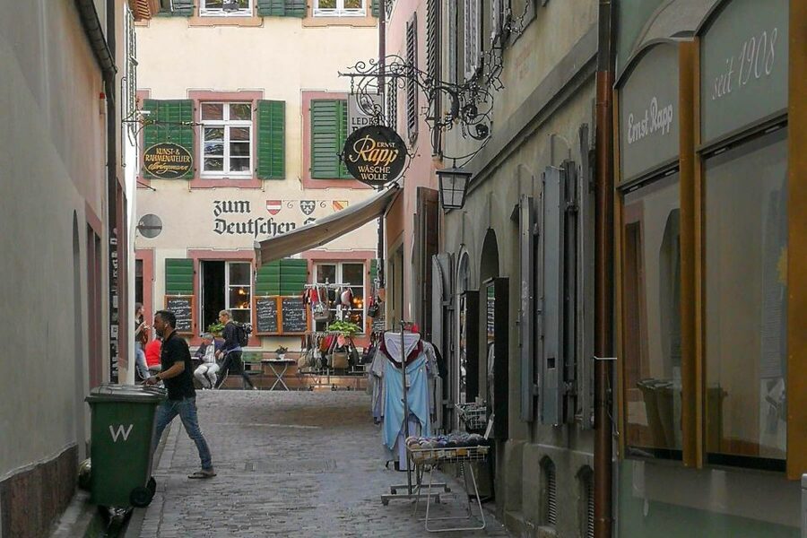 Freiburg: Gässle, Bächle and More City Tour - What the $13 price really gets you