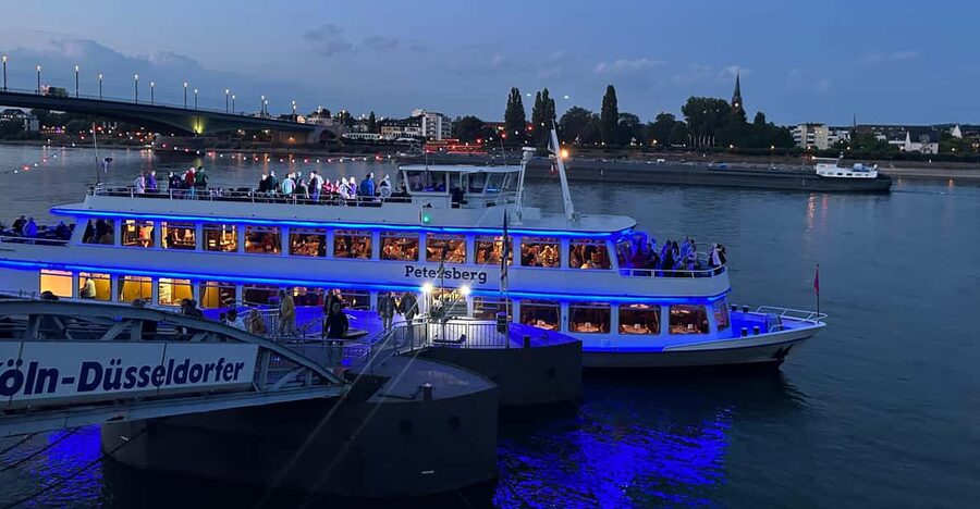 From Bonn: Christmassy Advent Cruise on the Rhine - Bonn seen from the Rhine