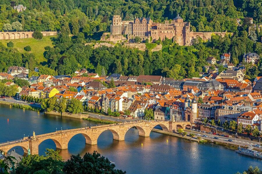 From Frankfurt: Heidelberg, Castle and Old City Guided Tour - The world’s largest wooden wine barrel